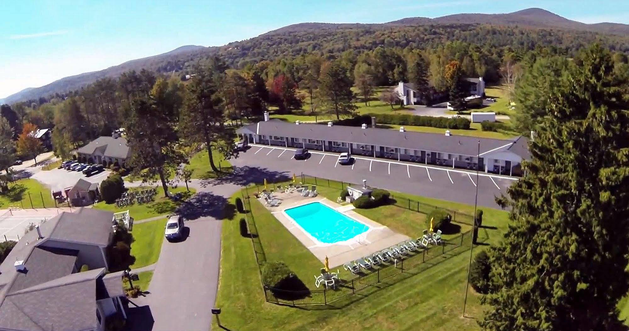 Stowe Motel & Snowdrift Esterno foto
